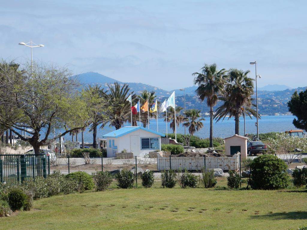 Apartmán Les Marines De Gassin Exteriér fotografie